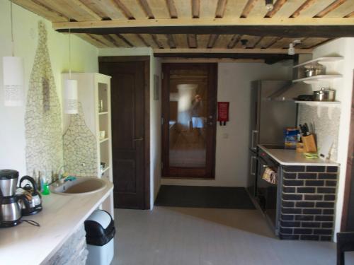 virtuve, Aaduaida Holiday House in Suure-Rootsi