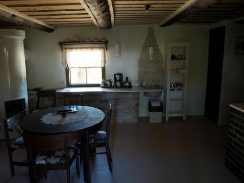 Iekārtas, Aaduaida Holiday House in Suure-Rootsi
