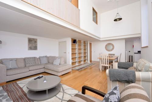 Destiny Scotland - Broughton St Lofts - Apartment - Edinburgh