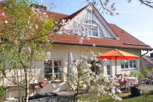 Bed and Breakfast Bavaria München - Accommodation - Icking