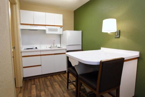 Extended Stay America Suites - Portland - Beaverton