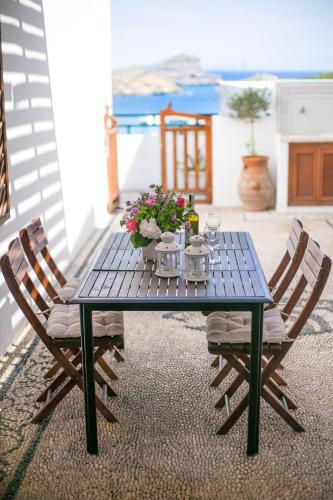 Thea Villas and Suite - image 8