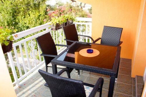 Balcony/terrace, Guesthouse Relax and Fly Sarajevo in Sarajevo