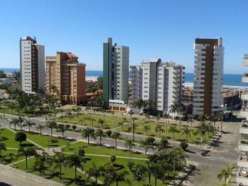 Otimo Apartamento nas 4 Pracas - Torres