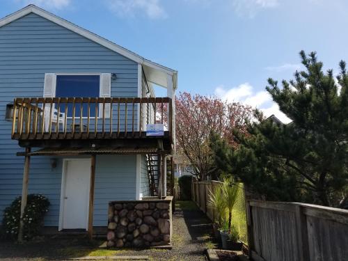 The Guesthouse Ocean View Cottages – Cannon Beach, OR