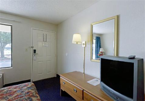 Americas Best Value Inn & Suites Murfreesboro