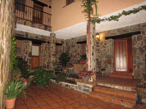 Apartamentos Rurales Azabal