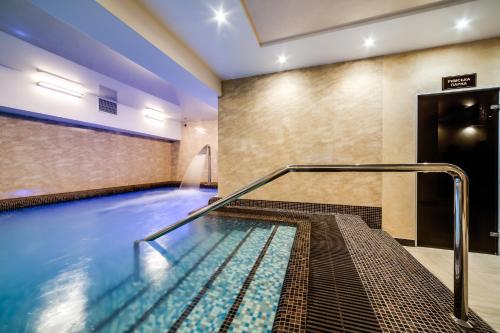 Lisova Pisnia Resort Hotel - image 11