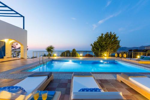  Villa Blanca in Kalathas