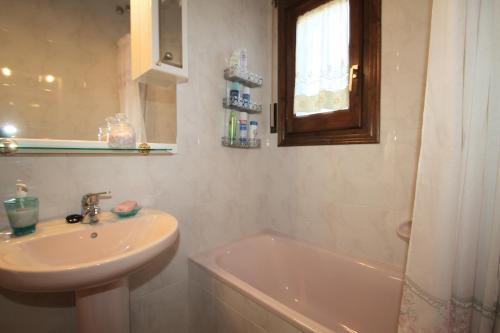 ARENDA Pino Alto Holiday Home Rioja - image 2
