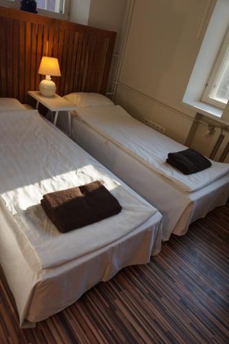 Looming Hostel - image 10