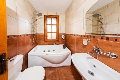 Family Hotel Ogi - image 4