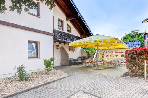 Cafe Hoyer Pension und Appartements