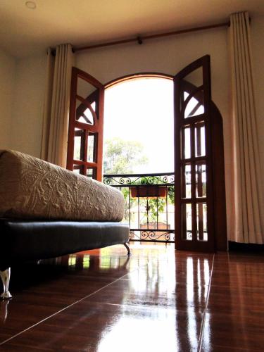 Double Room image 10