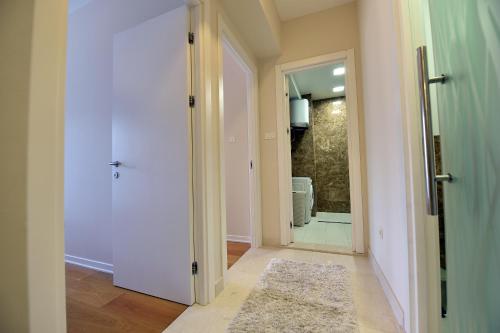 Luxury Apartments Mia - image 14