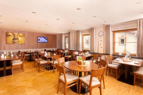 Étterem, Hotel.Pension.Golingen in Golling an der Salzach Városközpont