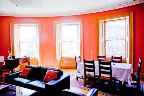 Epicurean Clerk Apartment, Edinburgh (photo 9)