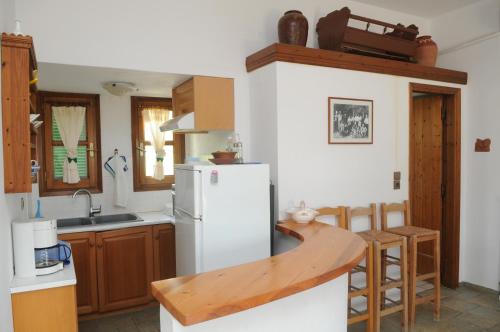 Pegasus Studios & Apartments - image 14