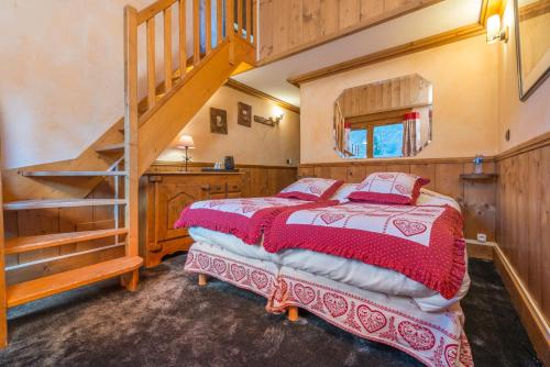 Room, family, 3 beds