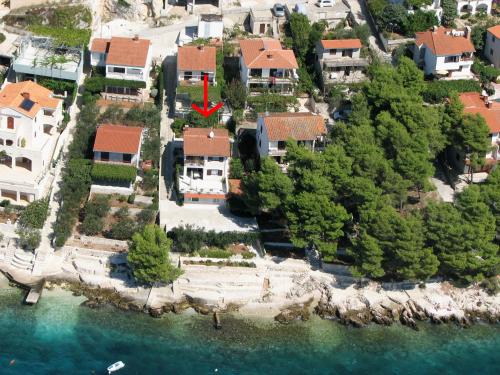  Apartments Šimleša in 21223 Okrug Donji