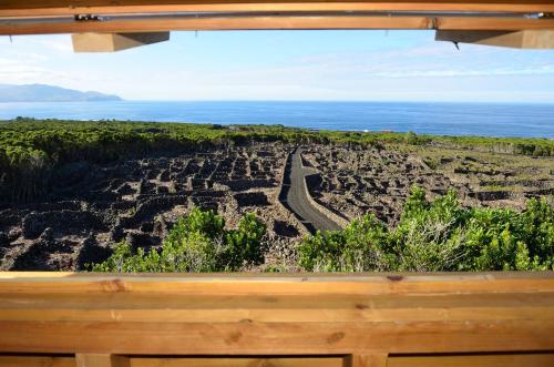 สภาพแวดล้อมโดยรอบ, Adega Mourato in บันเดรัส