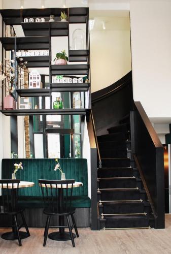 Linden Hotel - image 2