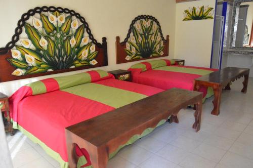 Club Primavera in Miacatlán, Mexico - 100 reviews, price from $25 | Planet  of Hotels