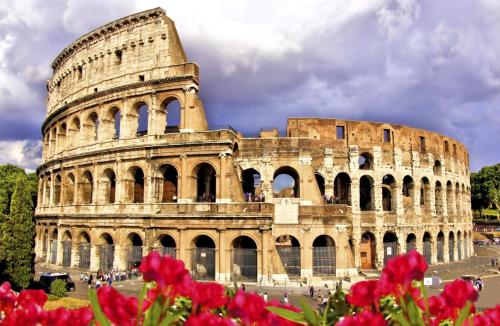 Colosseo Suite Apartment Hotel Rome In Italy - 
