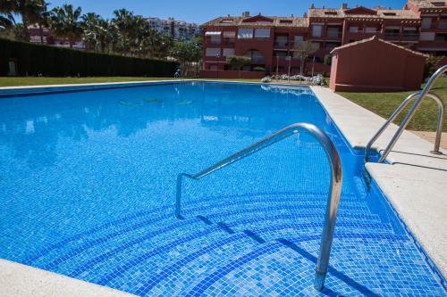 Luxury 100 sq.m. sea view apartment - image 4