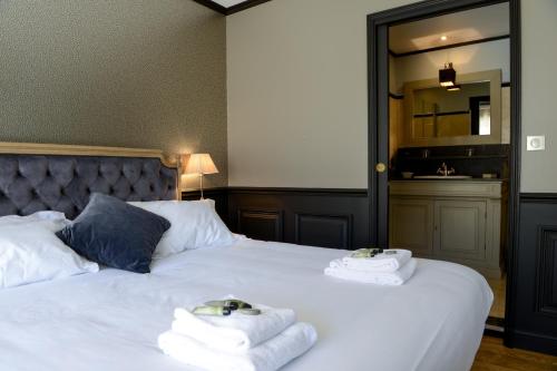 Suite with Balcony image 2