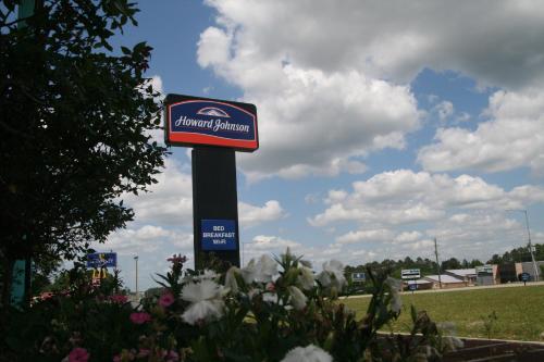 Howard Johnson by Wyndham Hattiesburg - image 5