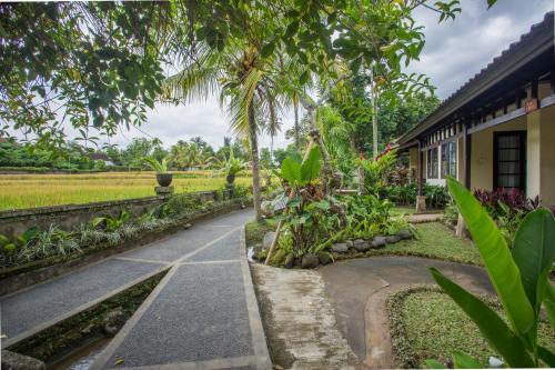 Anini Raka Resort & Spa