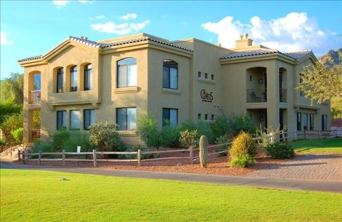 Casitas at Sabino Springs