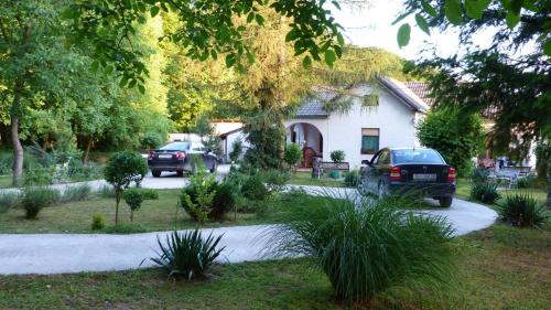  Country House Kozlani in Paljevine