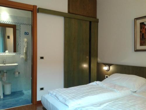 1 doppelbett oder 2 einzelbetten, economy, balkon