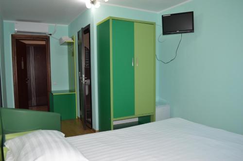 Hotel Martisorul - image 14