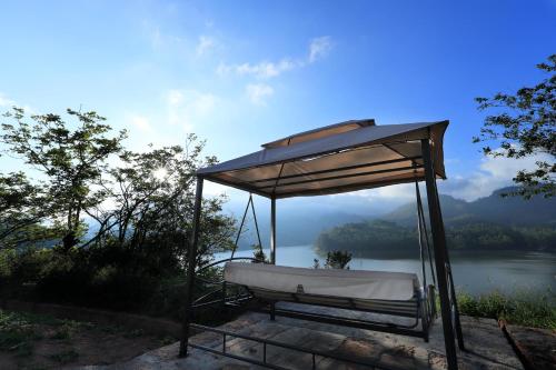 Kert, Ottway Hills Mattupetty Dam in Munnar