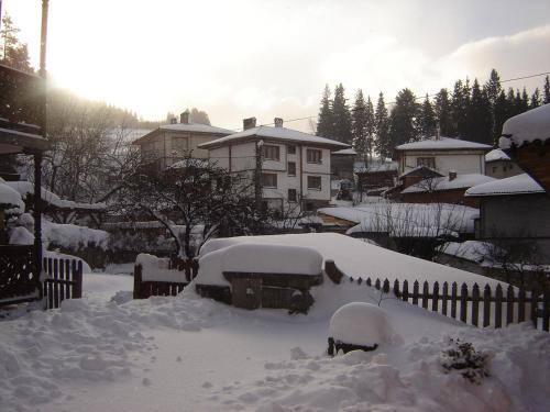 Guest Rooms Dona - image 13