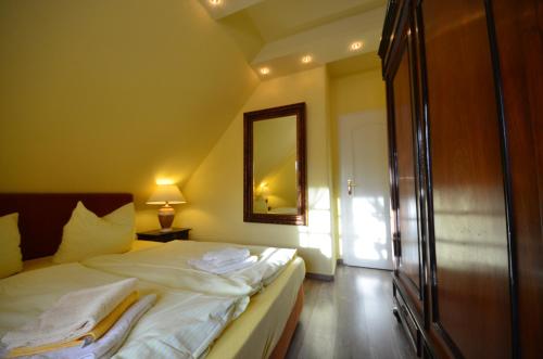 Four-Bedroom House image 4