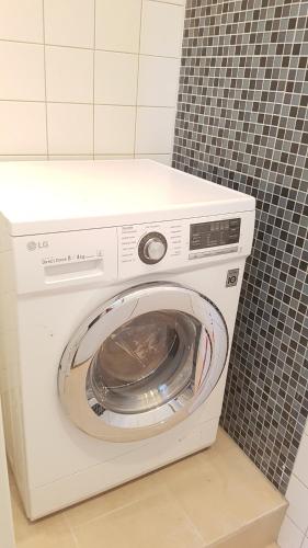 NIEB by ROCKCHAIR Apartments l SUPERHOST Status l 3 Bedrooms Boxspringbeds 3 Bathrooms in Center Kurfürstendamm - Cozy Family & Business Flair welcomes you!, Berlín (foto 5)