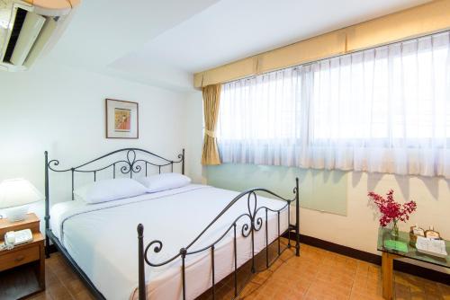 The Best Bangkok House, Bangkok