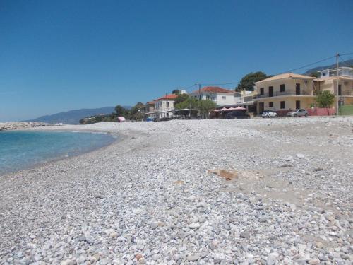  Akrogiali Beach Apartments in Akrogialion