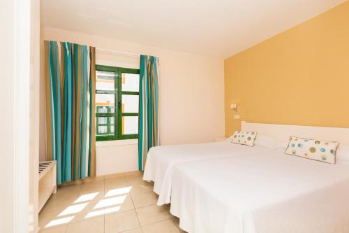 Apartamentos Puerto de Mogán THe Home Collection - image 10