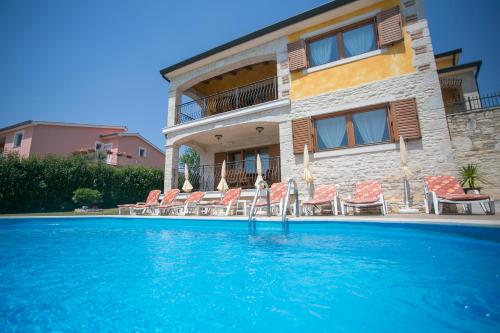 Viesnīcas āriene, Villa NEVENA POREČ (Villa NEVENA POREC) in Buici