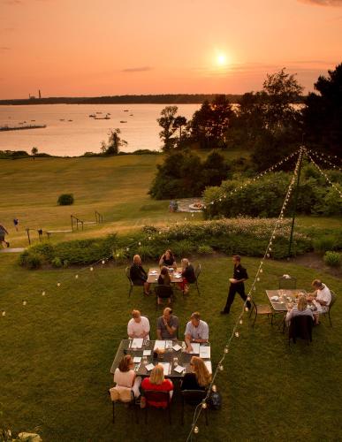 96044725 Chebeague Island Inn