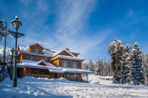 . Heevan Retreat Gulmarg