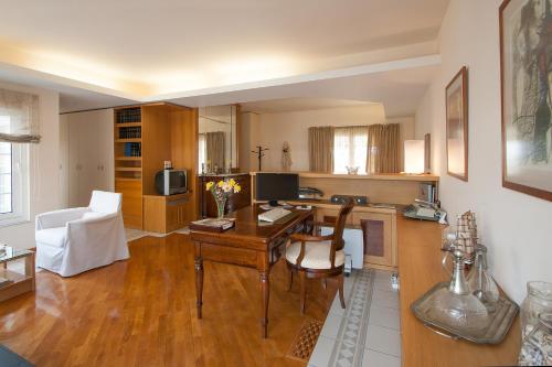 Three-Bedroom Villa image 10