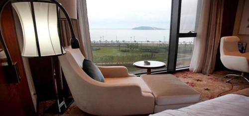 2 twin beds