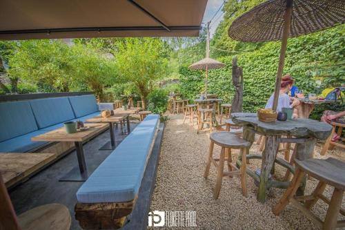 Jardín, Les chambres du 7 by Juliette - Maison Caerdinael in Durbuy