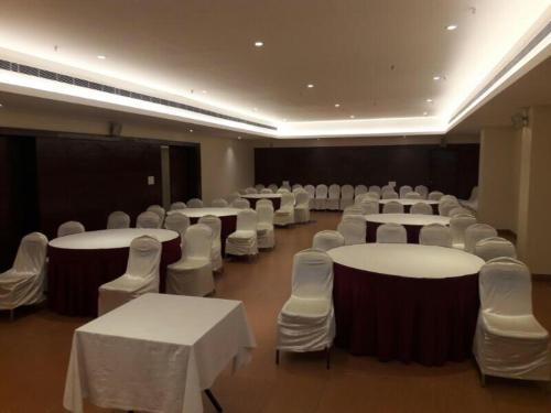 Hotel Eefa Hotel Eefa is perfectly located for both business and leisure guests in Belgaum. The hotel offers a wide range of amenities and perks to ensure you have a great time. Service-minded staff will welcome